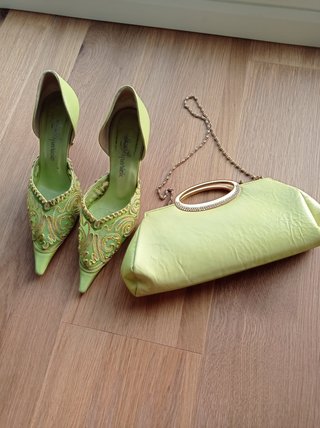 Zapatos y bolso verde talla 36