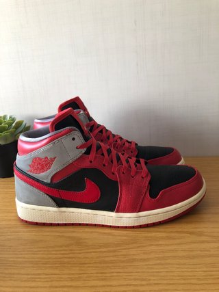 Zapatillas Air Jordan 1 Mid "Fire Red Cement"