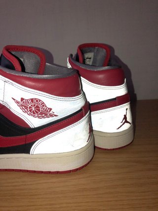 Zapatillas Air Jordan 1 Mid "Fire Red Cement"