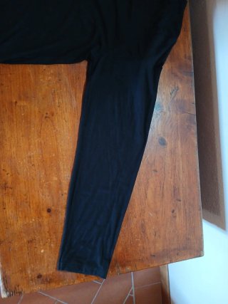Maglietta donna nera con cuori