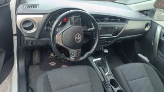 Toyota Auris 2014