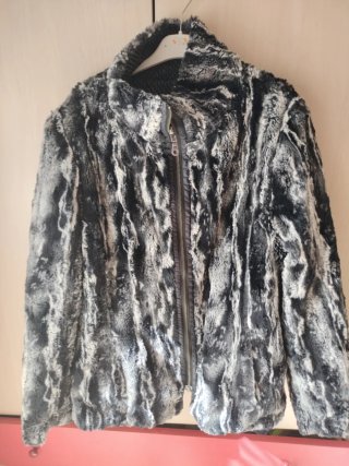 Chaqueta reversible con pelo