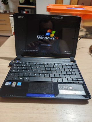 Acer Aspire One Netbook 10.1