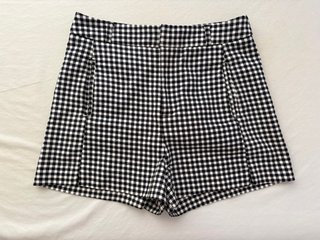 Pantalón corto cuadros vichy blanco y negro