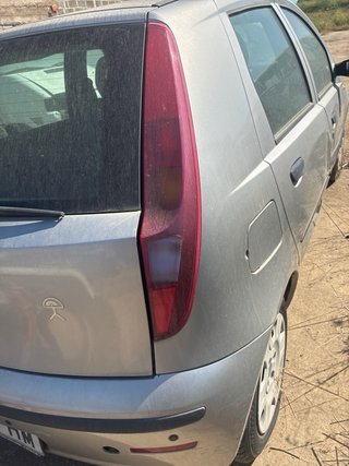 Fiat Punto Gris