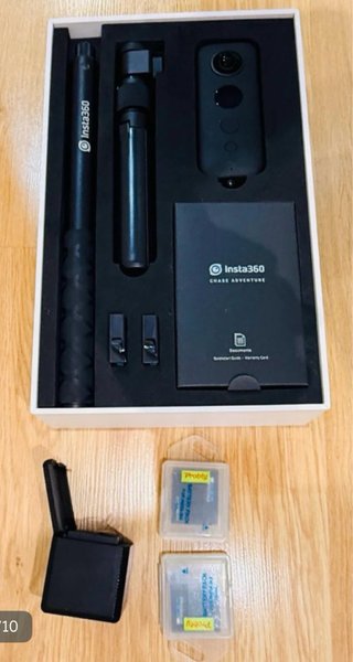 Cámara Insta360 ONE X 360 + Accesorios
