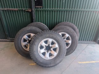 Llantas Originales Nissan Patrol GR Y61 16"