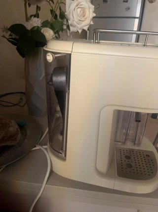 Macchina caffè Enkho cappuccino e latte macchiato