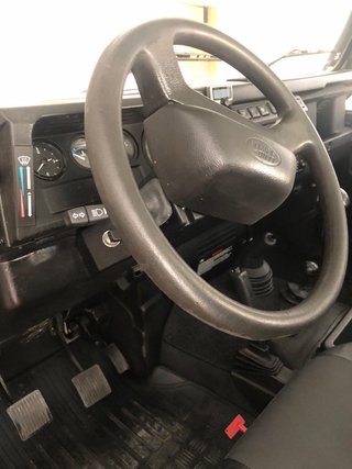 Land Rover Defender 2005