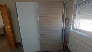 Conjunto: Cabecero, 2 Mesillas y Armario