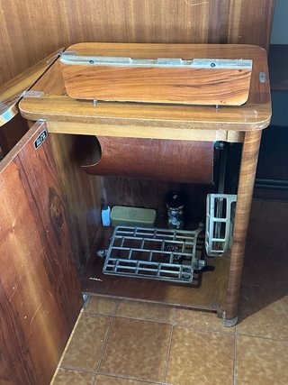 Maquina cocer con mueble auxiliar madera vintage