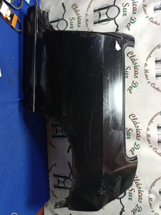 Panel lateral derecho Renault Clio mk1