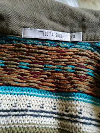Chaqueta de entretiempo verde militar por delante