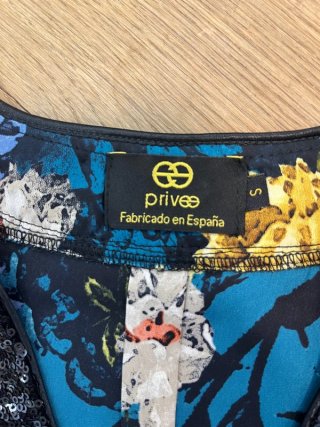 Vestido Privée kimono estampado floral negro S
