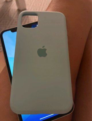 iPhone 11 64 GB perfecto estado