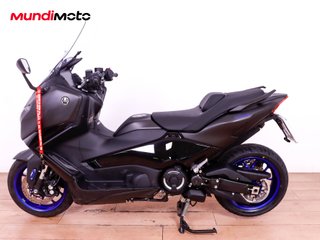 YAMAHA T-MAX 560