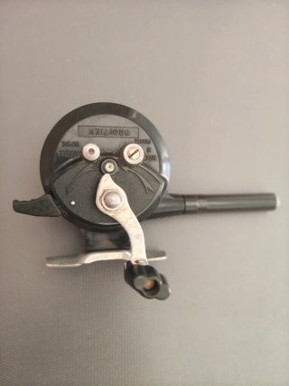 Carrete de pesca PEERLESS RITMA 72