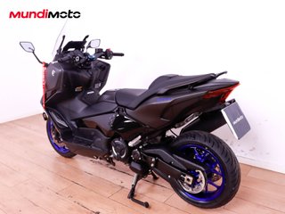 YAMAHA T-MAX 560