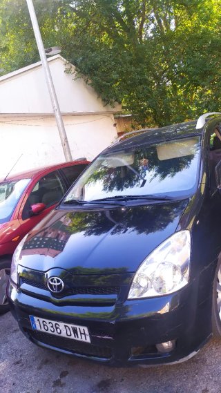 Toyota Verso 2006