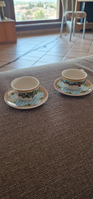 Set 2 tazzine e piattini caffè