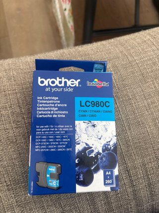 Tinta Brother LC980C Cyan sin abrir