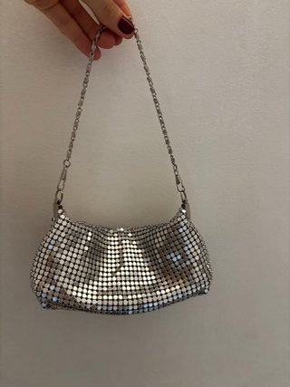 Bolso de malla plateado para noche