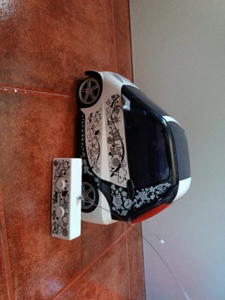 Coche teledirigido Moxie Girlz