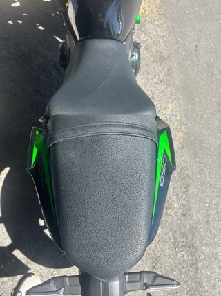 Kawasaki Z650 2025 Negra y Verde Limitada A2