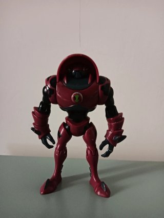 Action Figure Ben 10 Rosso Nero