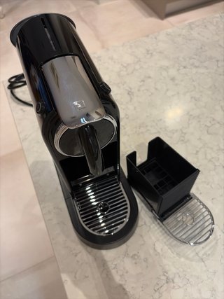 Cafetera Nespresso CitiZ Limousine Negra