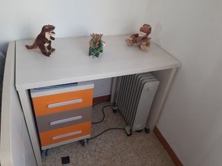 Mesa Escritorio blanco con cajonera
