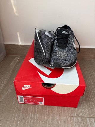 Nike Flyknit Racer Oreo 2.0