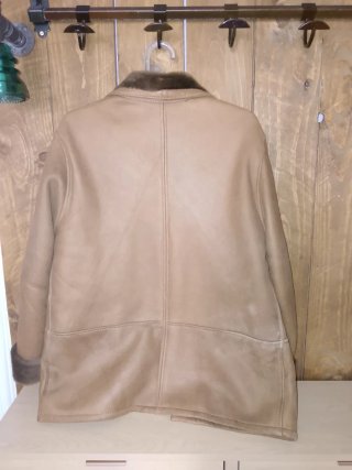 Pelliza o chaquetón piel de ovino