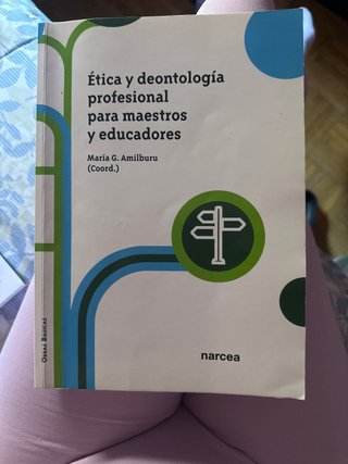 Ética y deontología profesional para maestros y...
