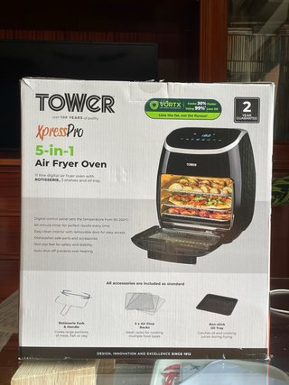 Tower Xpress Pro 5 en 1, 11L Air Fryer, NUEVA