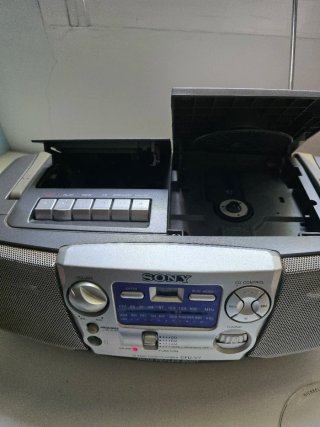 Radio CD Sony CFD-V7