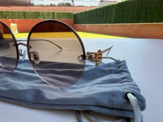 Gafas de sol FOR ART'S SAKE redondas doradas