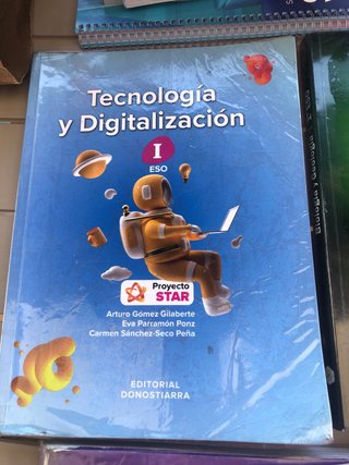 Libros 1 ESO  Burgos,comuneros  santillana ,anaya