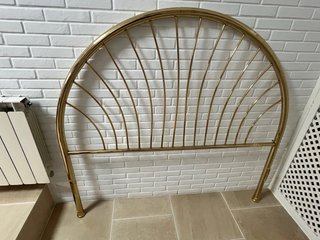 Cabezal cama metal dorado 135/140