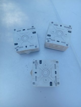 3 enchufes estancos