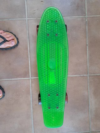 Monopatín Penny Board Verde Transparente