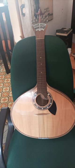 Guitarra Portuguesa