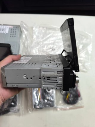 Pantalla Retráctil 1 Din 7" Universal Sin Estrenar