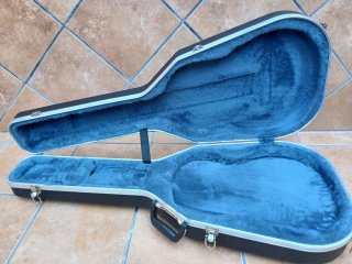 Guitarra Alhambra 5P Cutaway Previo Fishman