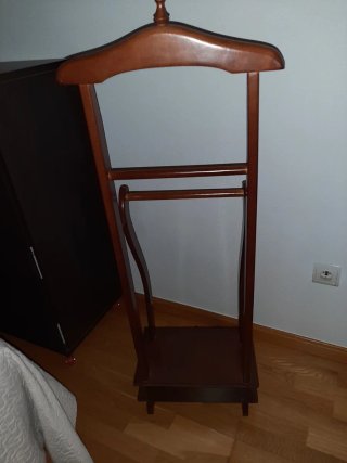 Galán de noche de madera