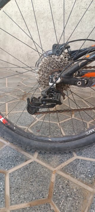 Bici Cube Fritzz Descenso
