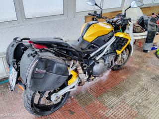 Benelli TNT 1130 Amarilla - Para poner al día
