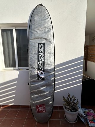 Tabla de surf 8'0 con funda