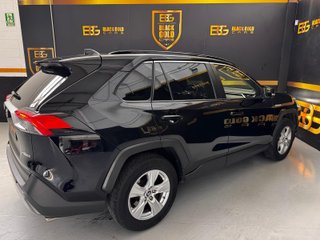 Toyota Rav4 2.5l 220H Advance