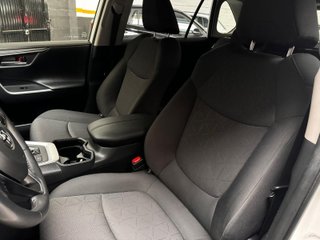 Toyota Rav4 2.5l 220H Advance